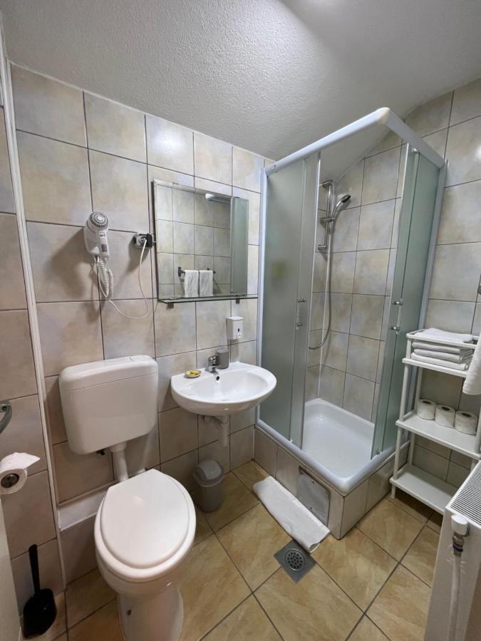 Hotel Central ולאסיץ מראה חיצוני תמונה