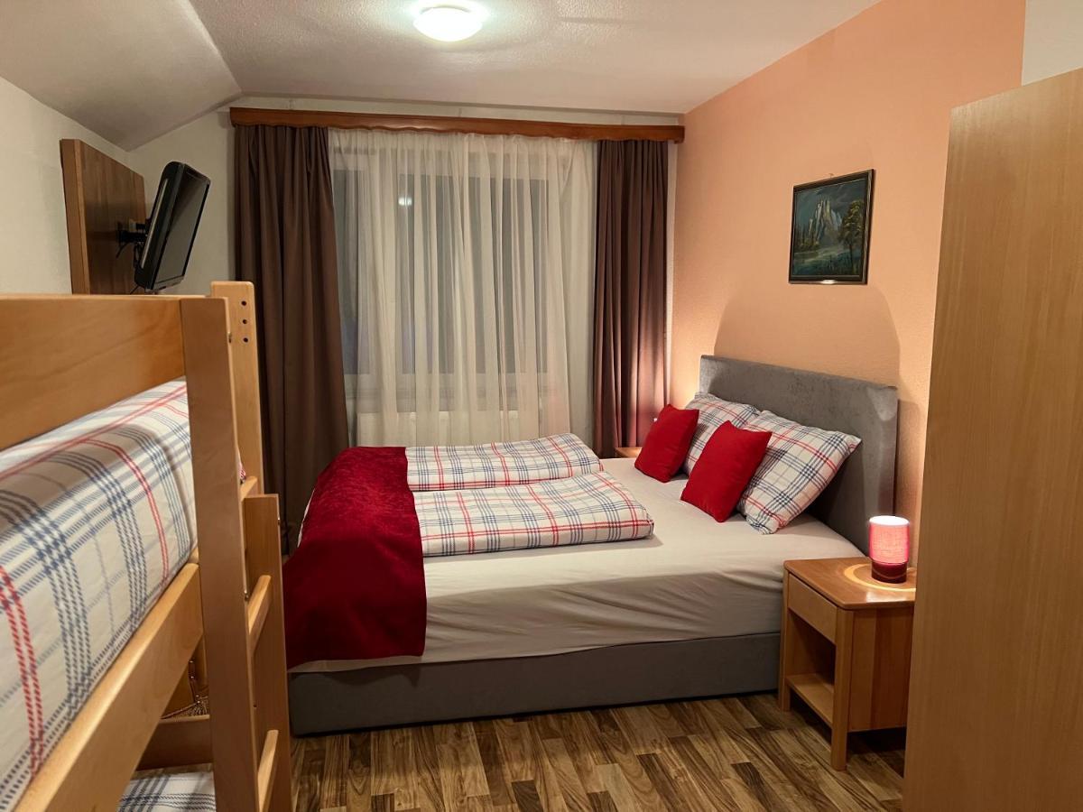 Hotel Central ולאסיץ מראה חיצוני תמונה