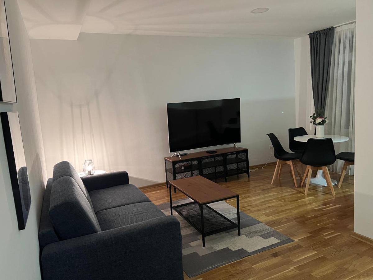 Hotel Central ולאסיץ מראה חיצוני תמונה